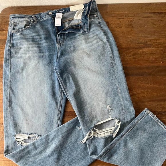 American Eagle Outfitters Denim - NWT American Eagle Ripped Mom Jean Cool Classic 14 X-Long